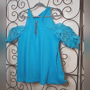 Cute XL turquoise open sleeve Top